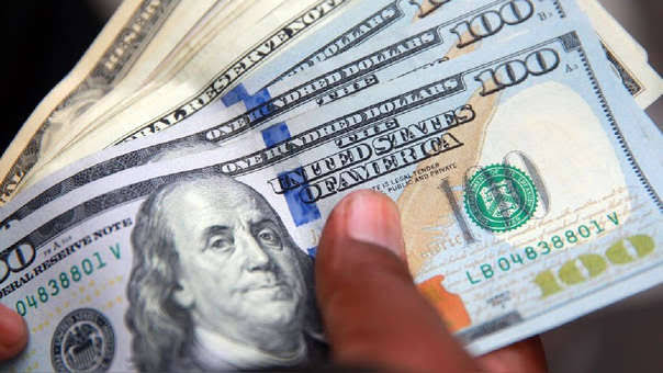 El dólar como moneda líder en la economía mundial